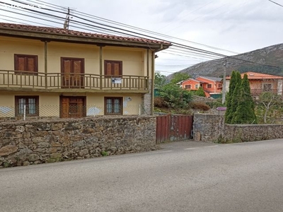 Casa-Chalet en Venta en San Felices de Buelna Cantabria