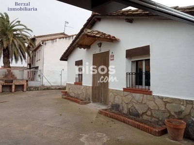 Casa en alquiler en Camino Viejo de Alberite en Cascajos-Piqueras por 750 €/mes