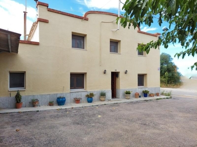 Casa en Castellet i la Gornal