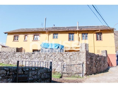 Casa en venta de 499 m² en Calle La Carrera, 24111 Villablino (León)