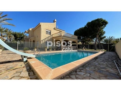 Casa en venta en Carrer de la Quilla en Cabo Roig-La Zenia-La Regia por 760.000 €