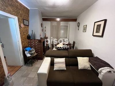 Casa pareada en venta en Carrer del Montseny en Torelló por 110.000 €