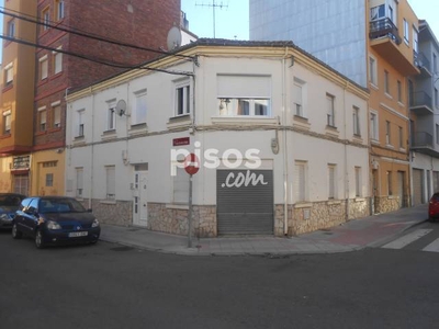 Casa unifamiliar en venta en Calle de Juan Ramón Jiménez en Crucero-Pinilla-La Vega por 98.000 €