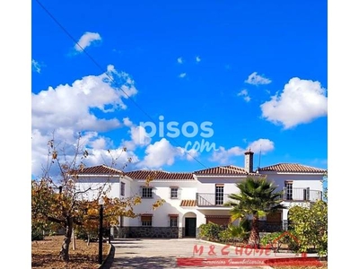 Chalet en venta en Pinos de Alhaurín