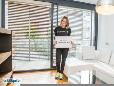 Moderno piso de 3 habitaciones con gran terraza soleada en la zona de Sarrià-Sant Gervasi