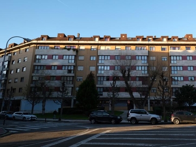 Piso de alquiler en Oviedo - Jose Maria Fernandez Vuelta, 2, La Florida