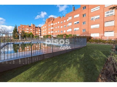 Piso en alquiler en Calle Av. 1º de Mayo, nº 3 en Centro por 840 €/mes