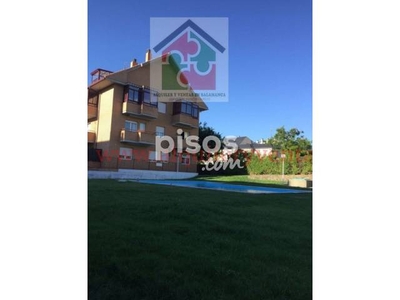 Piso en alquiler en Calle de Vicente Beltran Heredia en San Bernardo-Campus-Platina por 650 €/mes