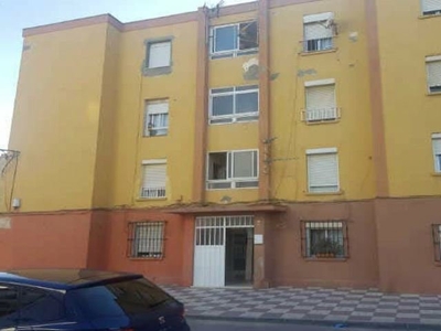 Piso en Línea de la Concepción (Cádiz)