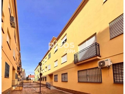 Piso en venta en Calle de Zagal, 4 en Residencial Triana-Barrio Alto-Híjar por 79.000 €