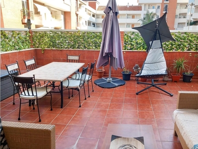 Apartamento en venta en Huerta Nueva, Estepona, Málaga