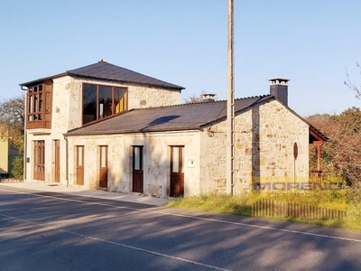 Casa con terreno en Sarria