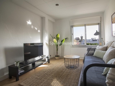 Flat to rent in Sants, Barcelona -
