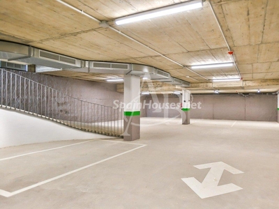 Garage to rent in Poblenou, Barcelona -