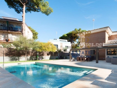 Casa en venta en Castelldefels