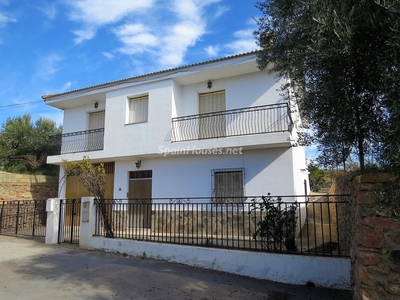 House for sale in Ugíjar