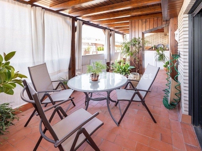 Penthouse flat for sale in Granada