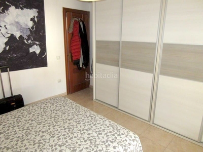 Piso con 3 habitaciones con aire acondicionado en Prat de Llobregat (El)