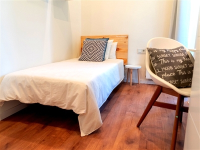 (RH26-R2) Beautiful Room In The City Center Of Barcelona
