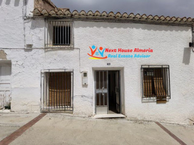 Terraced house for sale in Tahal