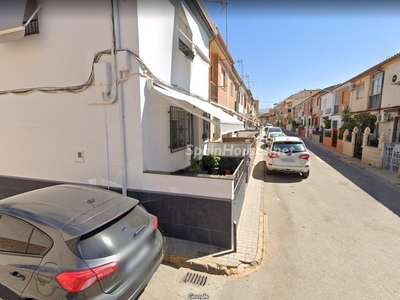Terraced house to rent in Albolote -