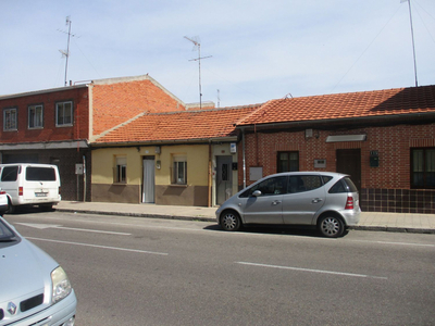 Venta de casa en Las Flores, San Isidro, Pajarillos (Valladolid), Pajarillos