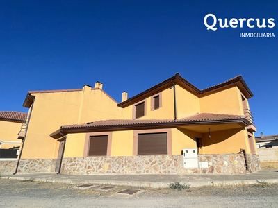 Venta de casa en Navas de Oro