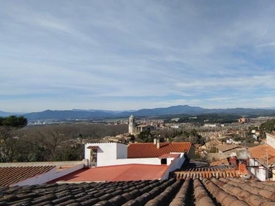 Casa adosada en venta en Girona