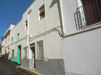 Casa adosada en venta en Oliva pueblo