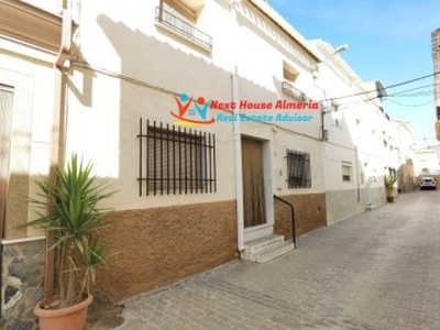 Casa adosada en venta en Purchena