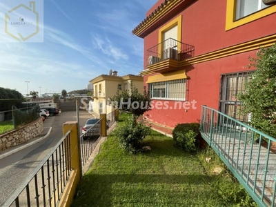 Casa adosada en venta en Zona Sohail, Fuengirola