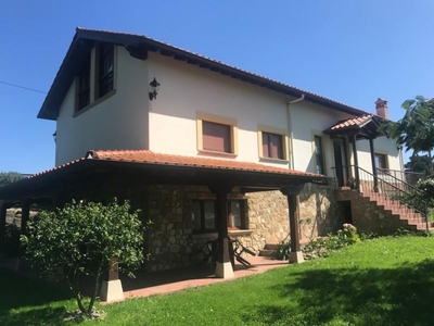 Casa en venta en Alfoz de Lloredo