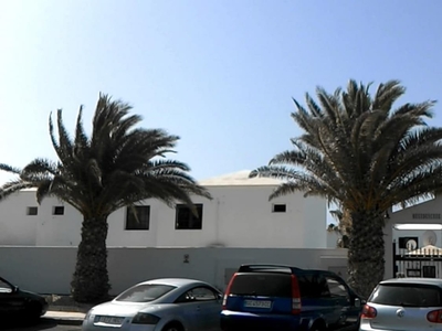 Chalet adosado en venta en Calle Isla De Lobos, Bajo, 35508, Teguise (Las Palmas)