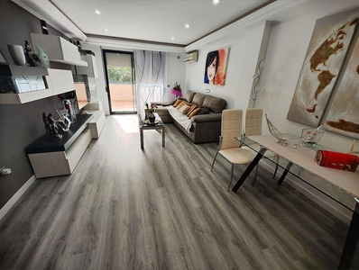 Piso en venta en Alberca de 3 habitaciones con terraza y garaje