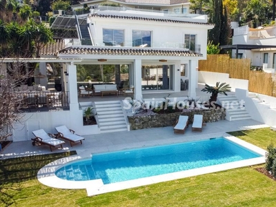 Villa independiente en venta en Nueva Andalucía, Marbella