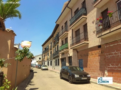 VIVIENDA EN CASARRUBIOS DEL MONTE