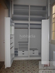 Alquiler apartamento con 3 habitaciones con ascensor y calefacción en Barcelona