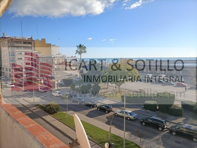 Alquiler de casa con terraza en Vinaròs