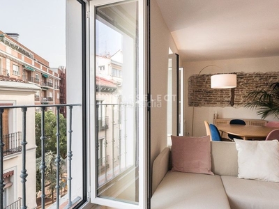 Alquiler piso 2 habitaciones alquiler en Cortes-Huertas Madrid