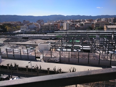 Alquiler piso con 2 habitaciones amueblado con ascensor, aire acondicionado y vistas a la montaña en Murcia
