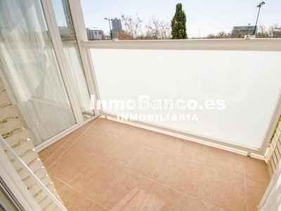 Alquiler piso con 2 habitaciones amueblado con ascensor, calefacción y aire acondicionado en Valencia