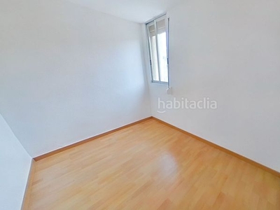 Alquiler piso con 3 habitaciones en Amposta Madrid