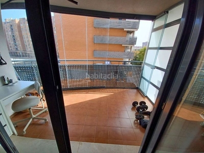 Alquiler piso en alfahuir 41 piso con 3 habitaciones amueblado con ascensor, parking y aire acondicionado en Valencia