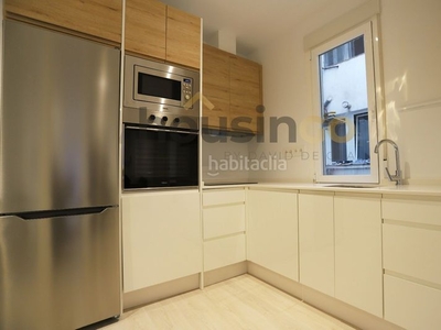 Alquiler piso en alquiler , con 75 m2, 2 habitaciones y 2 baños, ascensor, amueblado, aire acondicionado y calefacción individual gas natural. en Madrid