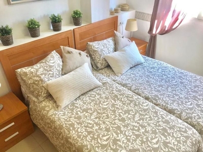 Apartamento con 2 habitaciones amueblado con aire acondicionado en Murcia