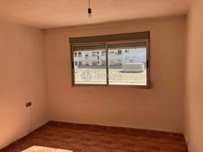 Apartamento con 3 habitaciones en Sant Isidre Valencia