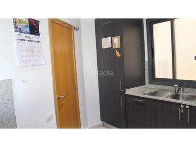 Apartamento estupendo! 3 dormitorios y 2 baños a 2 minutos de la playa en Cambrils