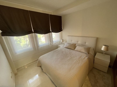 Apartamento fantástico apartamento en la nueva milla de oro a poca distancia de la playa en Estepona