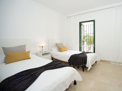 Apartamento hermoso apartamento 2 dormitorios, complejo aloha pueblo, . en Marbella