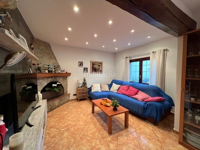 Casa adosada con 2 habitaciones con piscina en Santa Cristina d´Aro